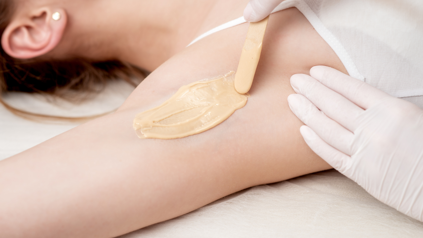 Underarms Waxing